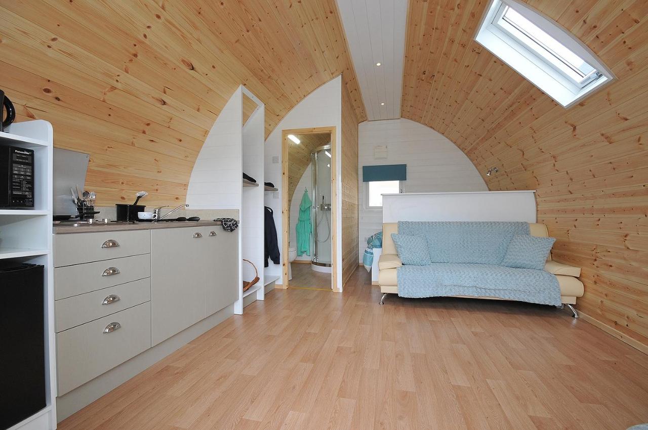 Glastonbury Glamping Wells Bagian luar foto